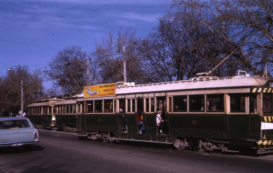 Trams 43, 13 and 14 in Sturt St West at the Russell St loop.