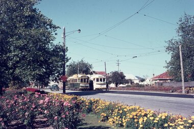 SECV Ballarat trams 21 and 34 King St loop - Victoria St.