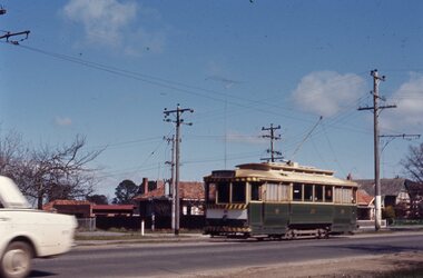 Tram 32, inbound in Sturt St West to Mt Pleasant