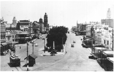 Sturt St looking west from Grenville St.