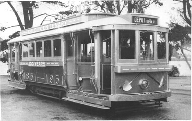 SECV Ballarat 23 Gold tram at depot junction
