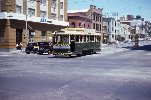 BTPS tram 14 at the intersection of Elizabeth and La Trobe Streets.