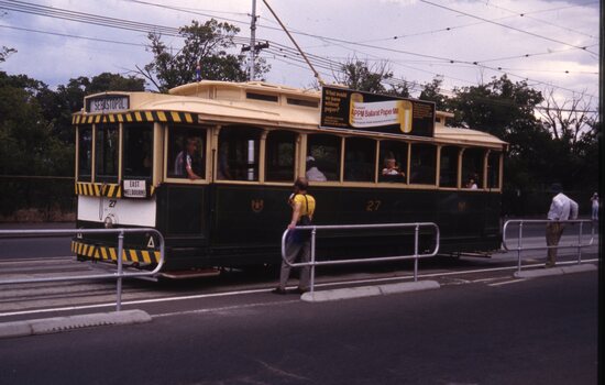 Tram 27 Wellington Parade