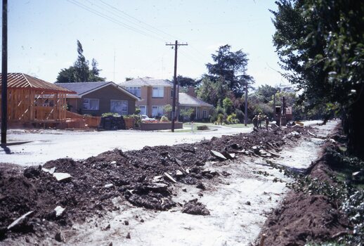 Wendouree Parade 