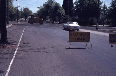 Road roller in Drummond St Nth