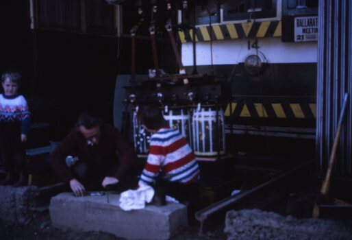 Working on the isolating transformer - 2