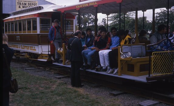 BTPS - cable tram set operations - Begonia Festival - 3