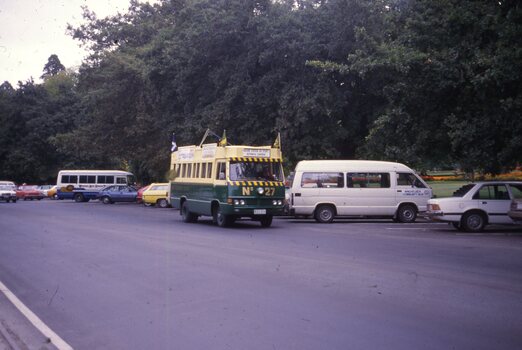 Shuttle bus - alias tram 27