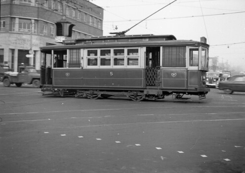 SECV Geelong No. 5 at Moorabool and Ryrie Sts.