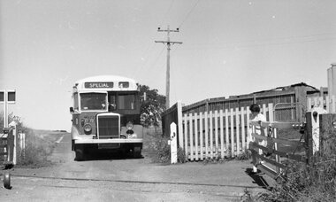 Negative - SECV Ballarat operations set of 6, Robert Green, 2/3/1969