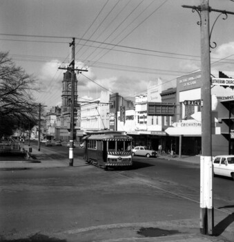 13 westbound in Sturt St at Doveton St.

