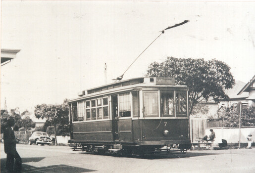 SECV Geelong tram 7 at Newtown