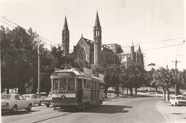 SECV Bendigo tram 5 High St.