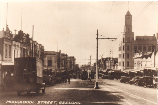 Postcard reproduction - Moorabool St Geelong looking north from near Myer St