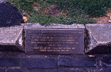 Phoenix Foundry crossing of Sturt St plaque