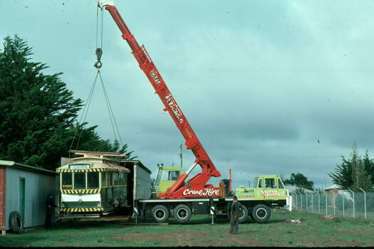 BTPS - recovering tram 33 - 4