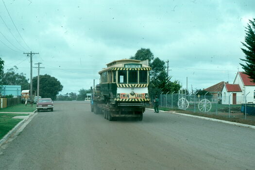 BTPS - recovering tram 33 - 6