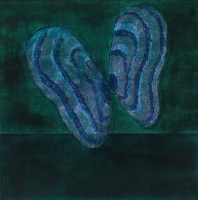 Painting depicting a pipi shell, opened wide so that it also looks like butterfly wings. The shell is painted with blue stripes and the background is painted dark green.
