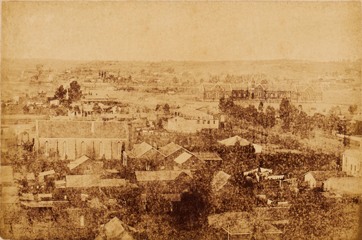 Elevated view of Bendigo towship