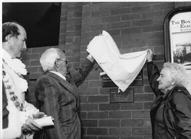 Photograph - Unveiling of plaque for centenary of electric tram, 1989