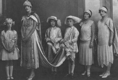 Photograph - Queen Carnival, 1/12/1928