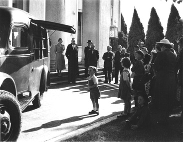 Photograph - Libraries, 16/10/1953