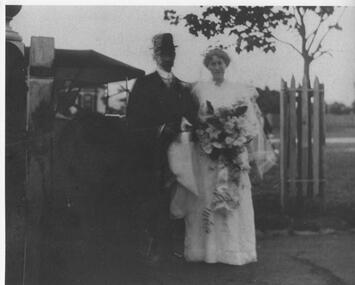 Photograph - Wedding party, 1/11/1913