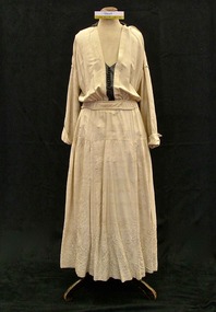 Dress, 1917 - 1919