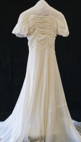 Dress, Wedding dress, 1941