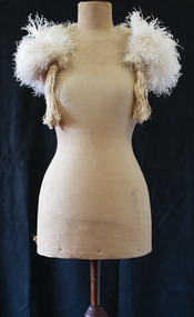 Cape, Capelet, circa 1920