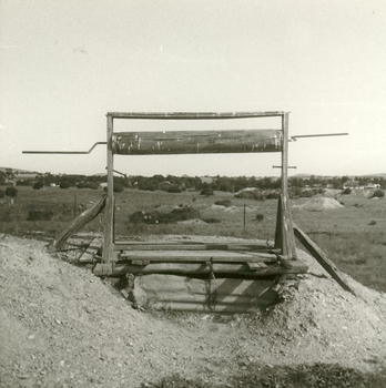 BLACK AND WHITE PHOTOGRAPH OF THE LAST WORKING WINDLASS IN CLUNES. PHOTO TAKEN IN 1971