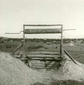 BLACK AND WHITE PHOTOGRAPH OF THE LAST WORKING WINDLASS IN CLUNES. PHOTO TAKEN IN 1971