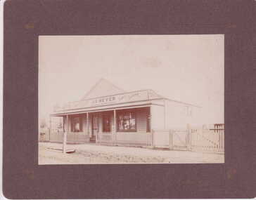 Photograph, UNKNOWN