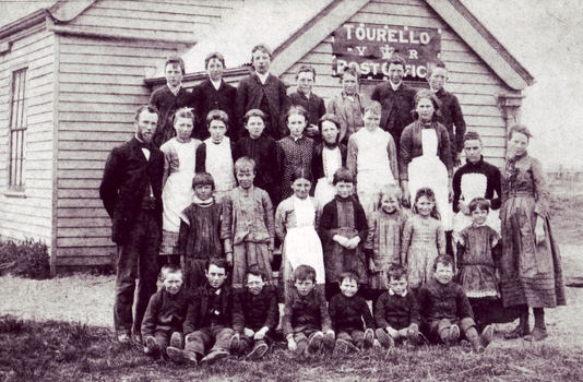 IMAGE REPRODUCED BY CLUNES MUSEUM