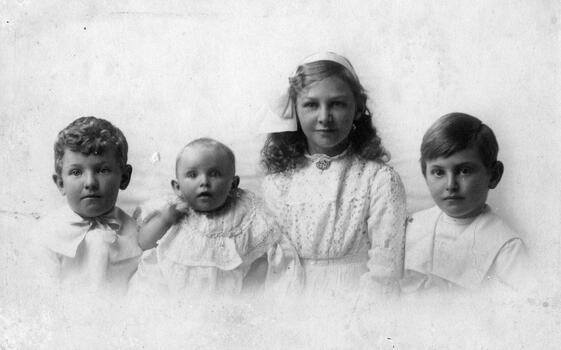 IMAGE REPRODUCED BY CLUNES MUSEUM