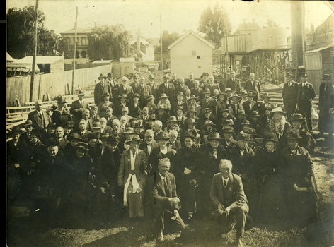 THIS IMAGE REPRODUCED BY CLUNES MUSEUMV