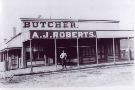 IMAGE REPRODUCED BY CLUNES MUSEUM