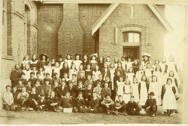 THIS IMAGE REPRODUCED BY CLUNES MUSEUM