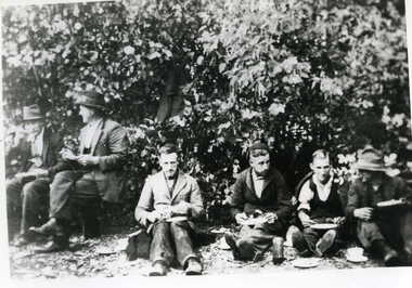 IMAGE REPRODUCED BY CLUES MUSEUM