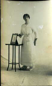 Photograph, THE FRASER POST CARD STUDIO