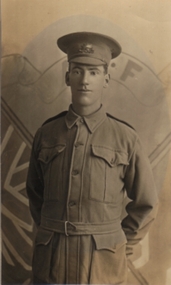 ANDREWS ERNEST WEARING A W.W.1 AUSTRALIAN UNIFORM.