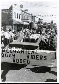 Photograph, BALLARAT COURIER PTY. LTD