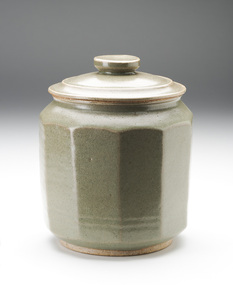 Ceramic, Hughan, Harold, Large Octagonal Covered Jar, Undated