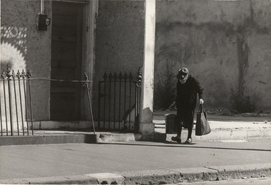 Photograph, Robert ASHTON, Bag lady, Fitzroy 1974, 1975