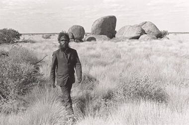 Photograph, Jon RHODES, John Tjakamarra, Kintore Ranges, N.T, 1974