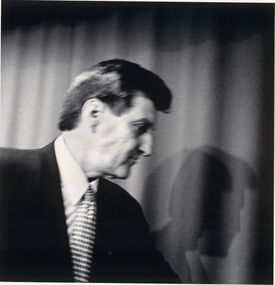 Photograph, Andrew CHAPMAN, Kennett resigns, 1999 (printed 2006)