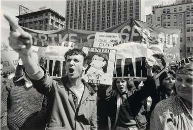 Photograph, Andrew CHAPMAN, Strike Fraser out, 1981 (printed 2006)
