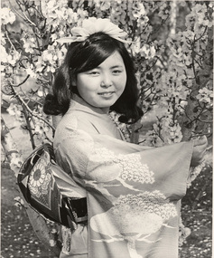 Photograph, Con KROKER, Yasuko, n.d