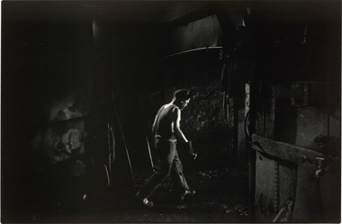Photograph, Matthew SLEETH, Cox and Rizzetti Foundry, Melbourne, 1994