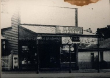 Photograph (Item), B/W Photo Of Gleesons Shop Mollison St Malmsbury C1940, Malmsbury c1940
